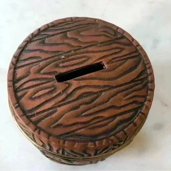 Vintage 70s rustic barrel of money coin bank. Ceramic with metal band - Picture 5 of 7